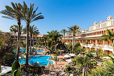 《守望先锋2》非二元新英雄无畏演示 Buff要叠满